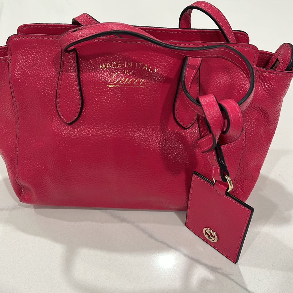 102 Gucci Made In Italy Pink CrossbodyShoulder Purse Brand New Detachable